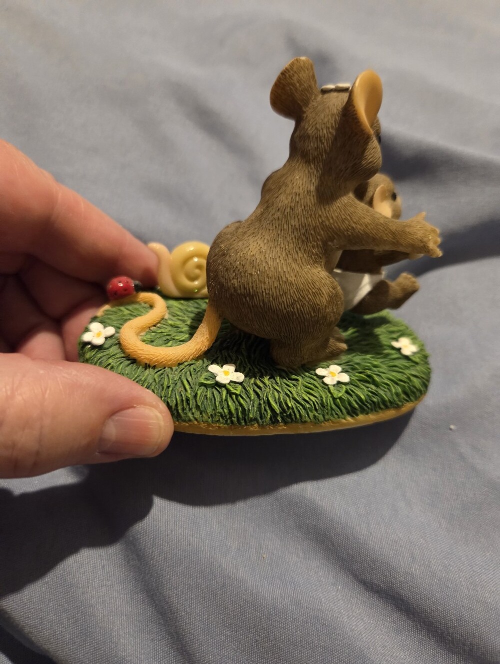Charming Tails - Picture 2 of 3